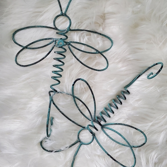 Metal Dragonfly Wall Decor/Hooks - Picture 3 of 4